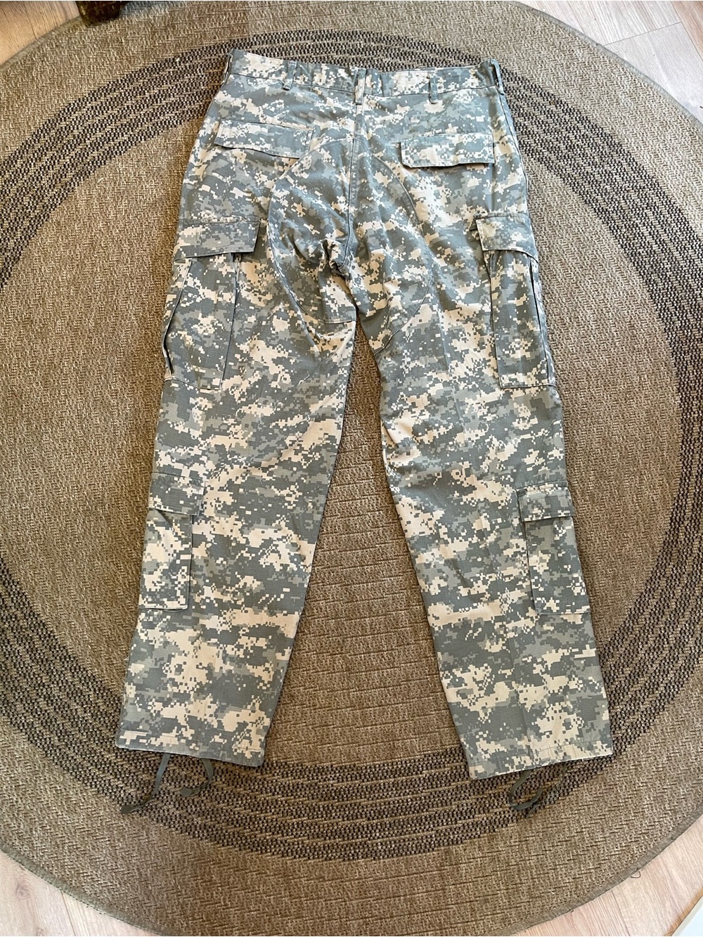 US Army issue combat pants Army Combat Uniform ACU digital camouflage pattern. - Picture 11 of 12